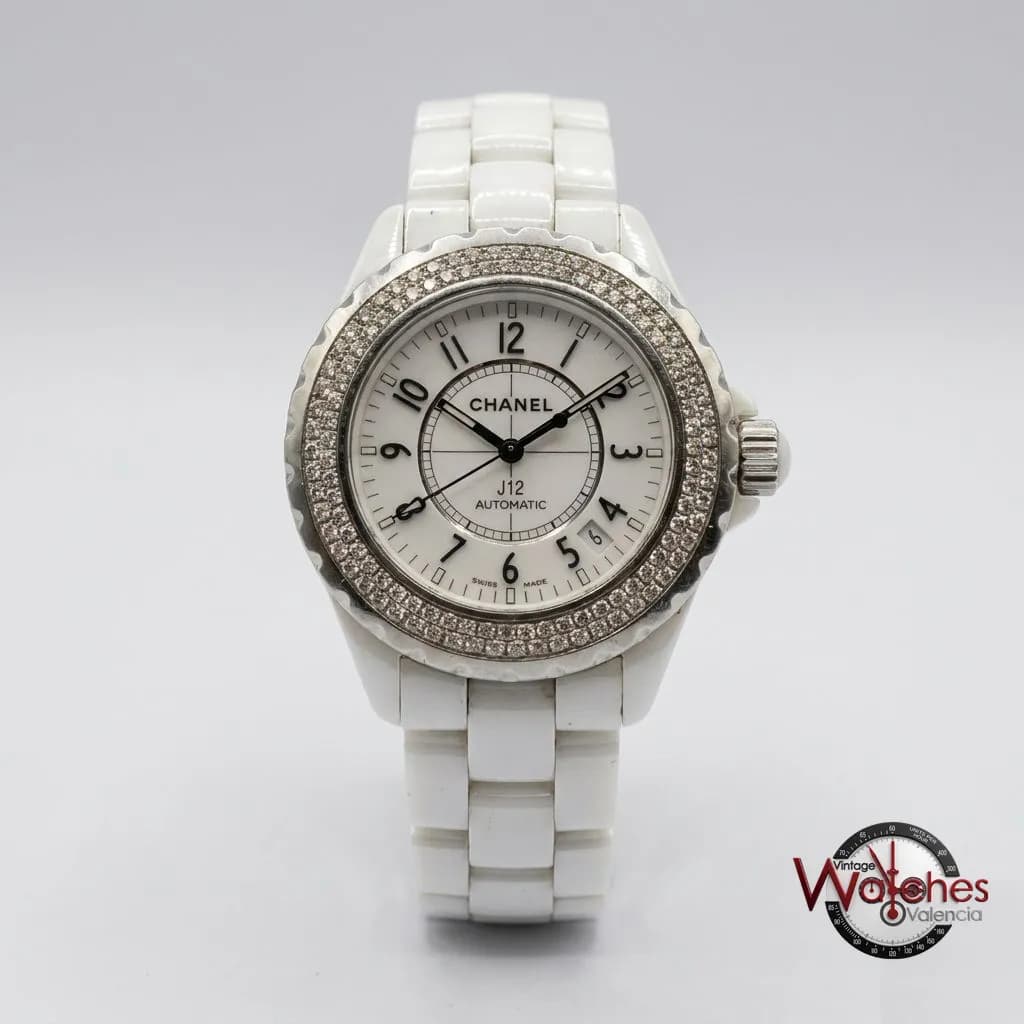 Chanel J12 Automatic (cerámica blanca con diamantes)